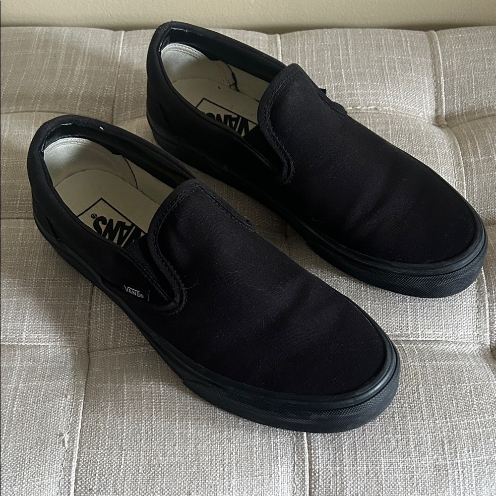 Vans Boys Size 7 Black Canvas Slip-On Sneakers